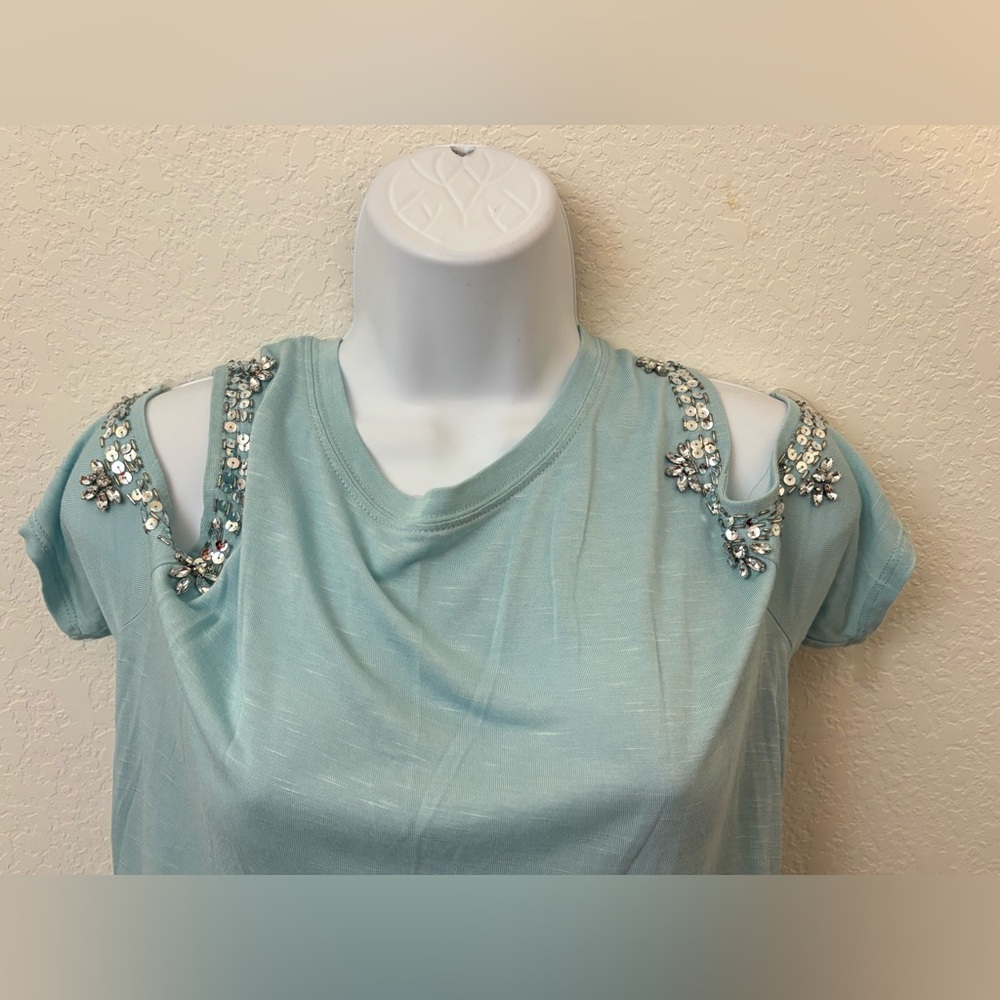 Inc International Concepts Cold Shoulder Top Women’s M Blue Dusk Sequin NWT - Picture 2 of 7